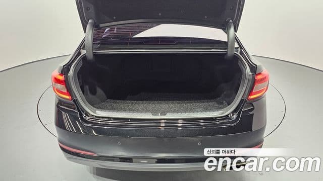 Hyundai LF Sonata Special, 2017 20