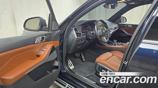 BMW X7 (G07) xDrive 40d M Sport 6인승, 2022 11