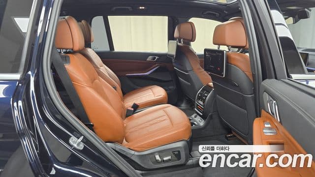 BMW X7 (G07) xDrive 40d M Sport 6인승, 2022 12