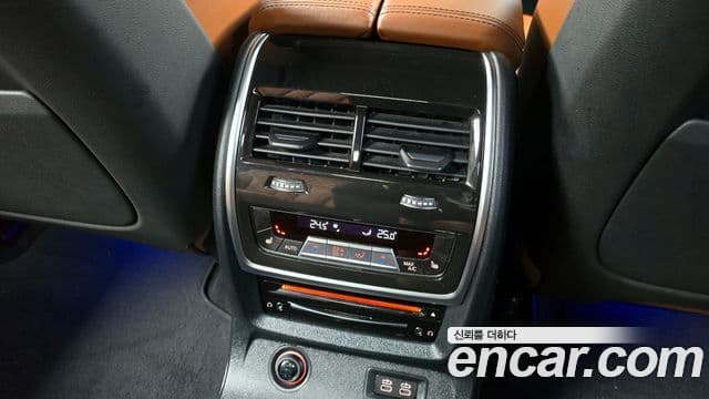 BMW X7 (G07) xDrive 40d M Sport 6인승, 2022 17