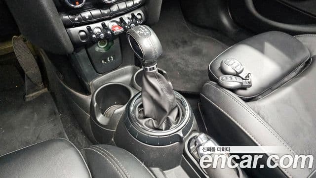 Mini Cooper D 3세대, 2015 9