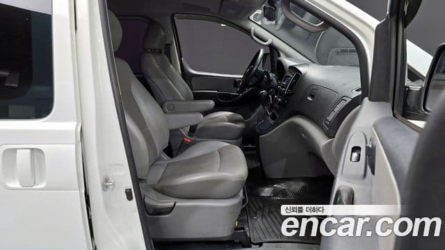 Hyundai Grand Starex Smart, 2016 11