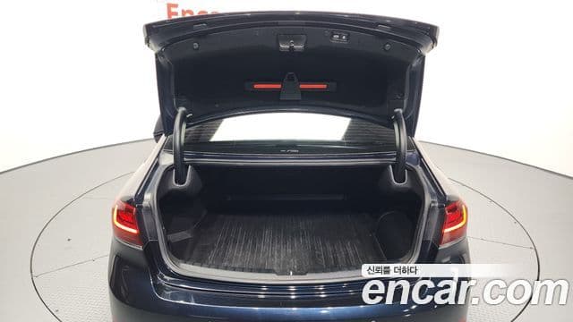 Kia K7 Premier гибрид Noblesse, 2020 20