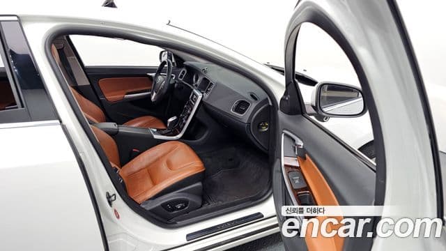 Volvo S60 2세대, 2013 11