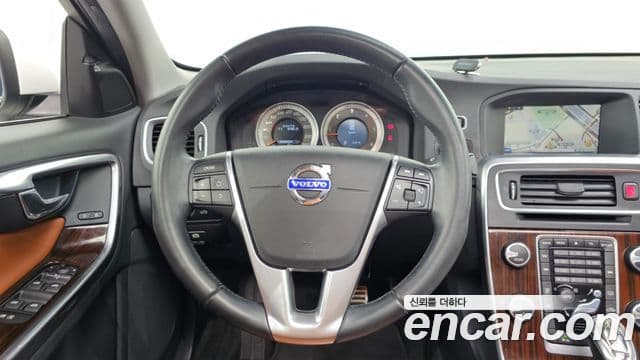 Volvo S60 2세대, 2013 13