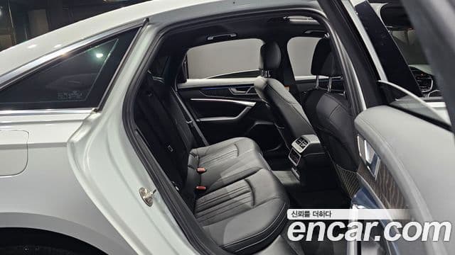 Audi A6 (C8) Premium, 2021 12