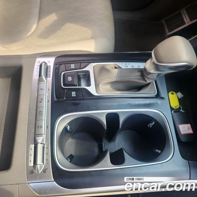 Kia Carnival 4세대 Prestige, 2023 11