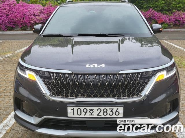 Kia Carnival 4세대 Prestige, 2023 1