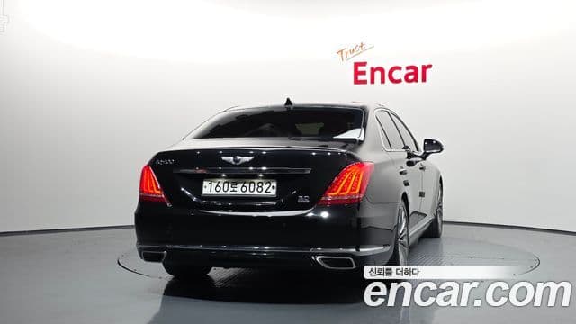 Genesis EQ900 Prestige, 2018 4