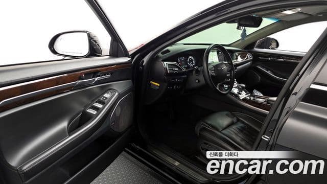 Genesis EQ900 Prestige, 2018 10