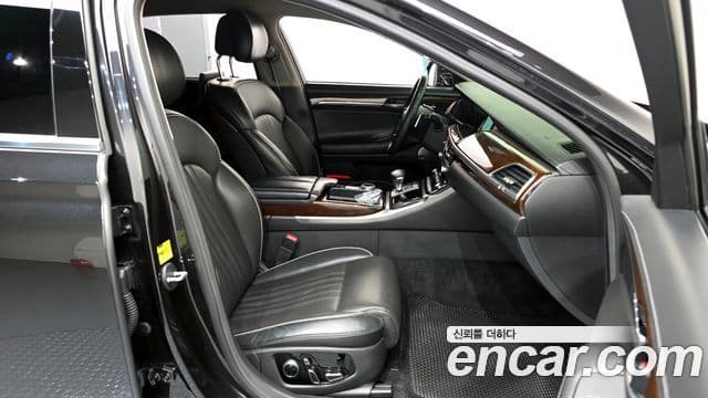 Genesis EQ900 Prestige, 2018 11