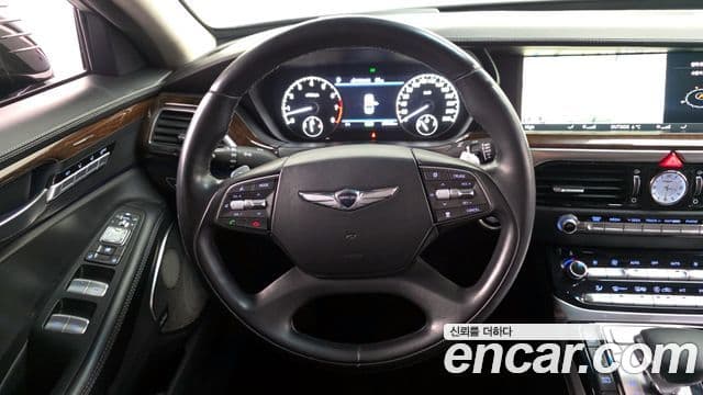 Genesis EQ900 Prestige, 2018 14