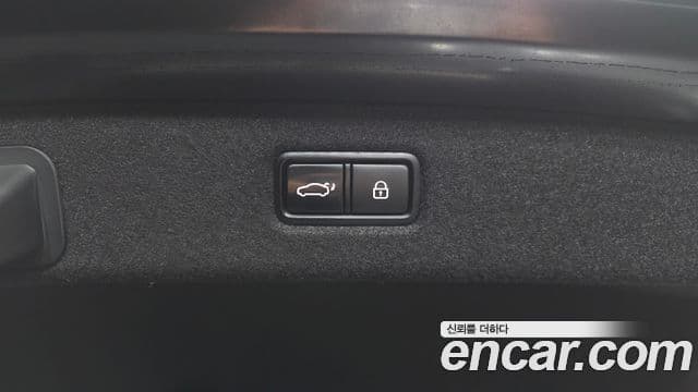 Genesis EQ900 Prestige, 2018 20