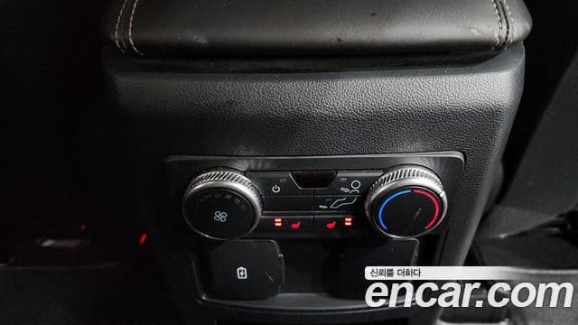 Ford Explorer 6세대 2.3 Limited 4WD, 2020 19