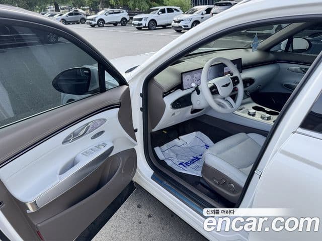 Genesis GV70, 2025 6