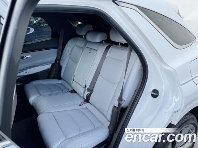 Genesis GV70, 2025 9