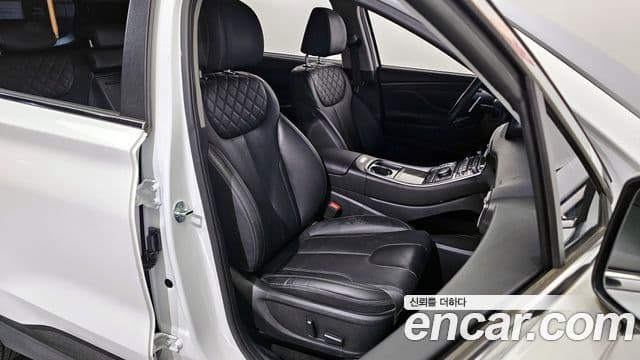 Hyundai The / новый New Santa Fe Exclusive, 2023 12