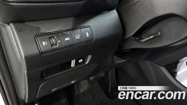 Hyundai The / новый New Santa Fe Exclusive, 2023 15