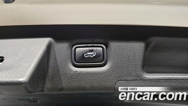 Hyundai The / новый New Santa Fe Exclusive, 2023 19