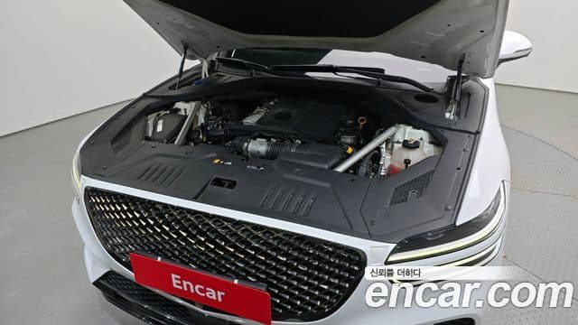 Genesis GV70, 2022 6