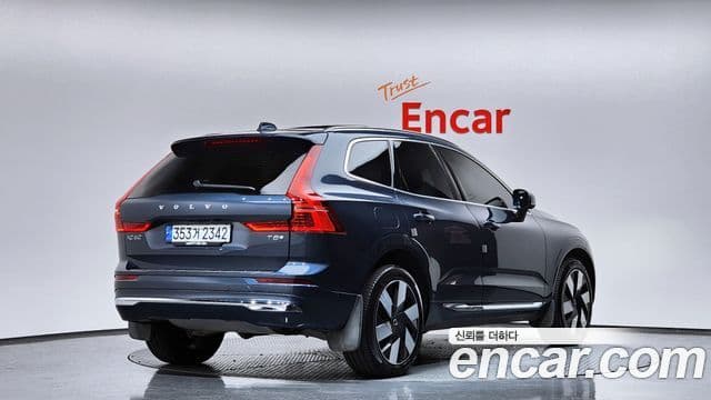Volvo XC60 2세대 T8 Ultra Bright, 2025 2