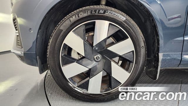 Volvo XC60 2세대 T8 Ultra Bright, 2025 все фото