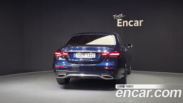 Mercedes-Benz E-класс W213 AMG Line, 2021 4