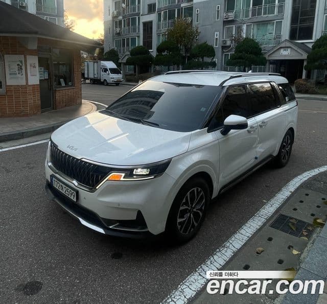 Kia Carnival 4세대 Noblesse, 2023 1