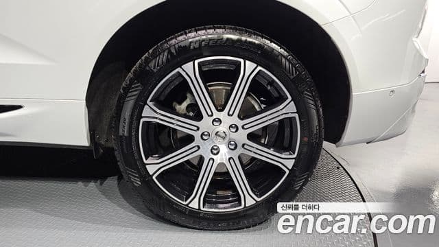 Volvo XC60 2세대 D5 Inscription, 2019 все фото