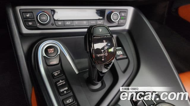 BMW i8 Roadster, 2019 9