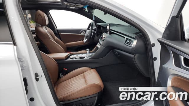 Genesis G70 Elite, 2019 11