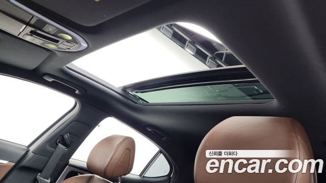 Genesis G70 Elite, 2019 19