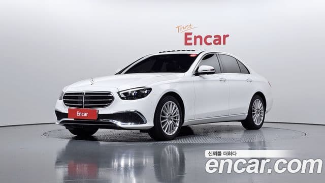 Mercedes-Benz E-класс W213 Exclusive, 2022 1