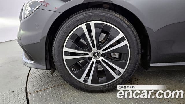 Mercedes-Benz E-класс W213 Avantgarde, 2021 все фото