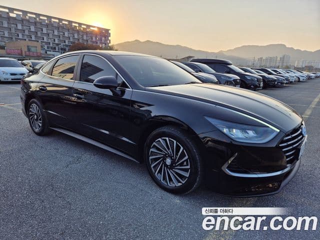 Hyundai Sonata гибрид (DN8) Premium Plus, 2022 2