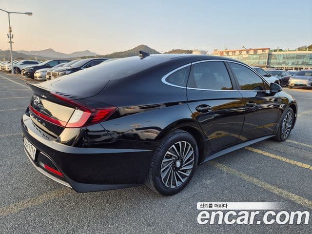 Hyundai Sonata гибрид (DN8) Premium Plus, 2022 6