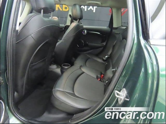 Mini Cooper 3세대, 2016 7