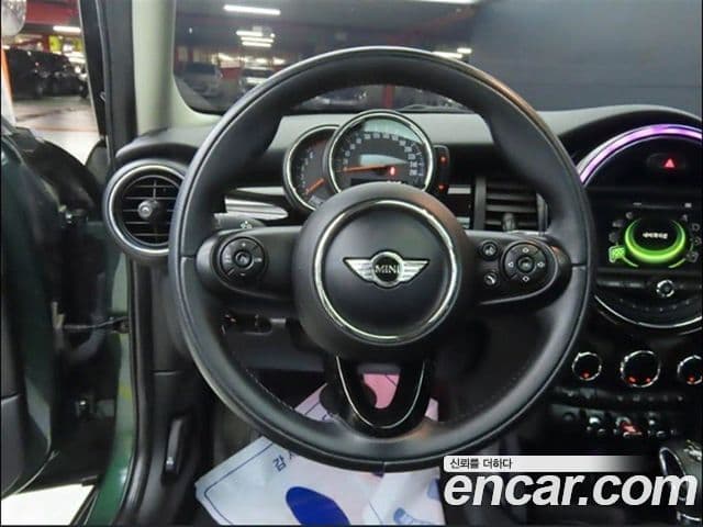 Mini Cooper 3세대, 2016 9