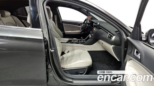 Genesis The / новый New G70 슈팅브레이크, 2023 11