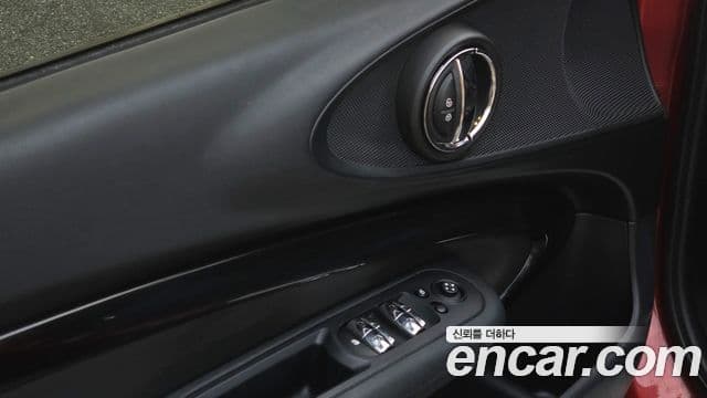 Mini Cooper 클럽맨 2세대, 2020 16