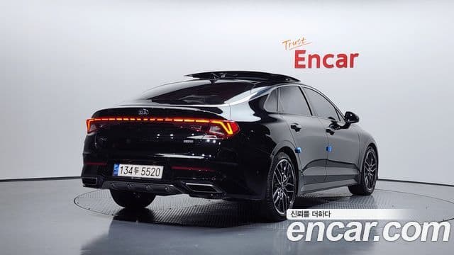 Kia K5 3세대 Signature, 2021 2