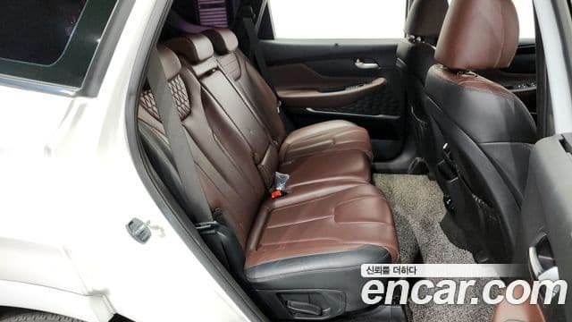 Hyundai Santa Fe TM Inspiration, 2019 12