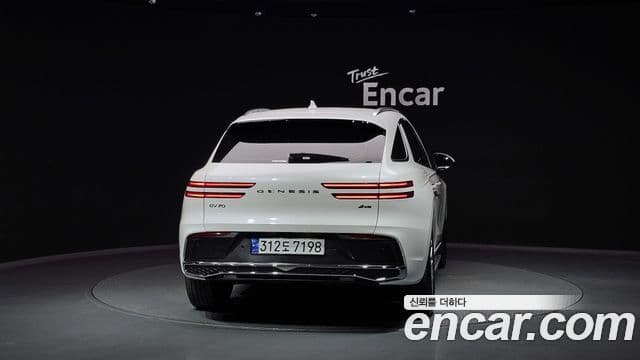 Genesis GV70, 2025 4