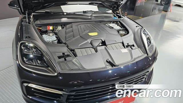 Porsche Cayenne (PO536) 3.0 купе, 2021 6