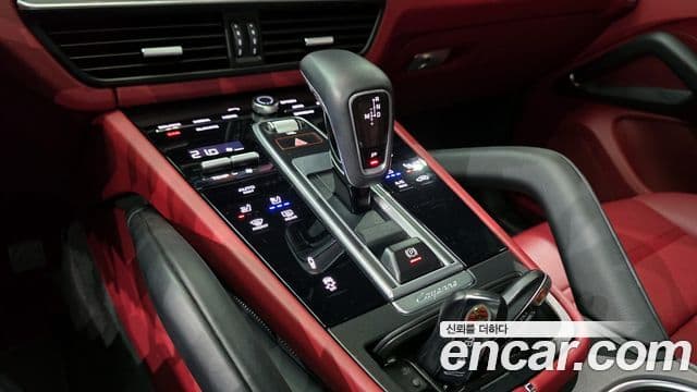 Porsche Cayenne (PO536) 3.0 купе, 2021 9