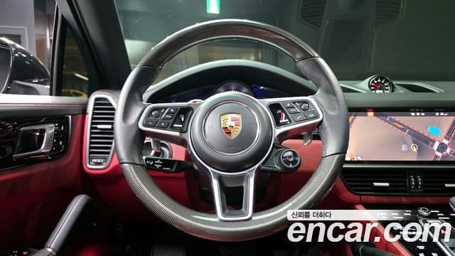 Porsche Cayenne (PO536) 3.0 купе, 2021 13