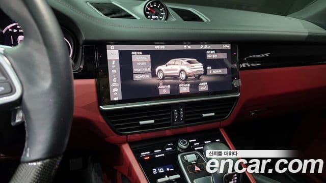 Porsche Cayenne (PO536) 3.0 купе, 2021 14