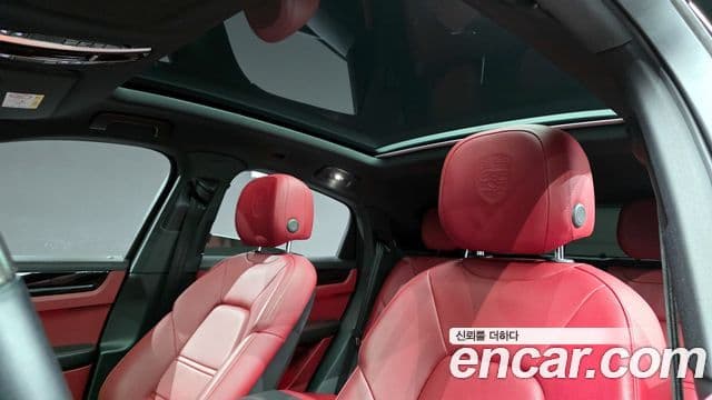 Porsche Cayenne (PO536) 3.0 купе, 2021 19