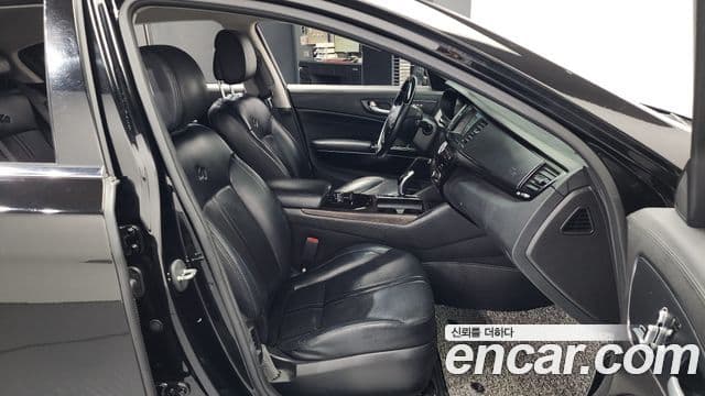 Kia K9 Special, 2013 11