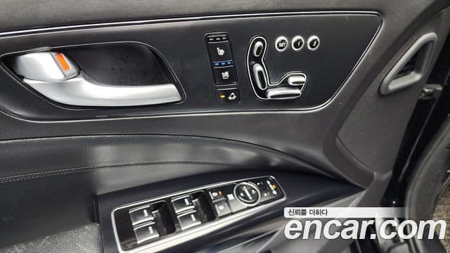 Kia K9 Special, 2013 18